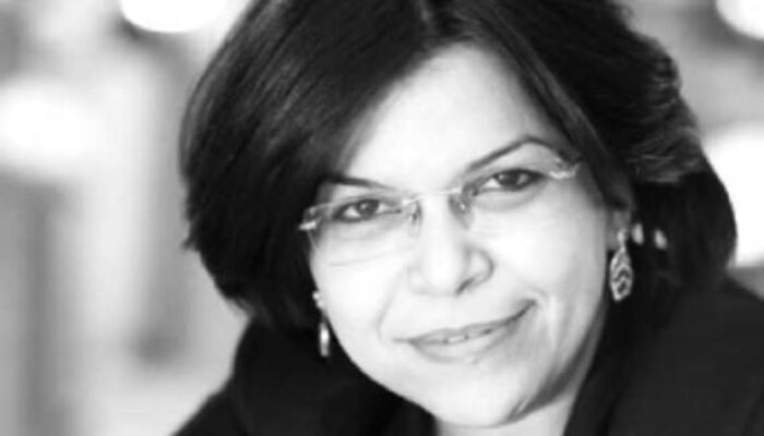 Biography Nabila Rezaïg, Artistic Director