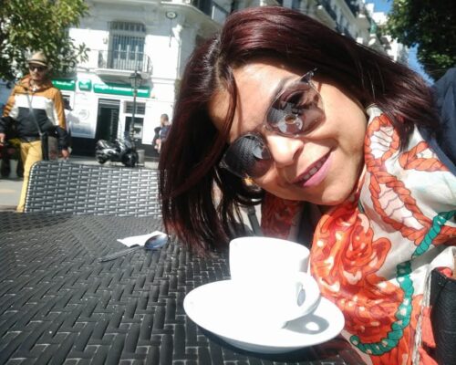 Hello… and long live cinema!